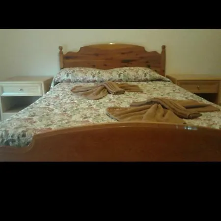 Apartment Femia Court - Flat 8 *