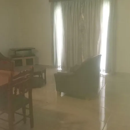 Femia Court - Flat 8 * Ayia Napa