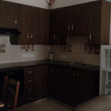 Femia Court - Flat 8