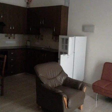 Femia Court - Flat 8 Ayia Napa
