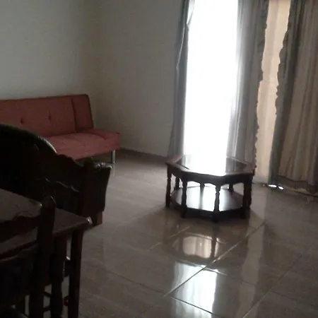 Femia Court - Flat 8 Apartment